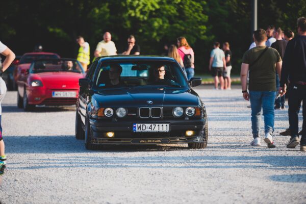 Wlepka cegiełka Cykliczne Spotkania 2022 Youngtimer Warsaw - obrazek 6